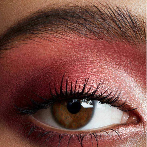 Fenty Beauty Snap Shadows Eyeshadow Palette in Rose - Picture 6 of 9